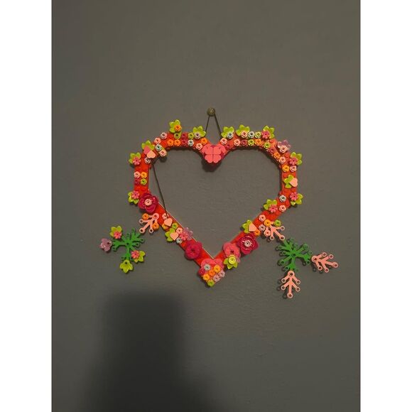 Lego 40638 Heart Ornament Building Toy Set Display on Wall As Home Decoration - Picture 3 of 5